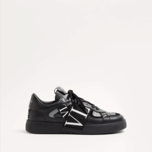 Low-top Calfskin Vl7n Sneaker With Bands for Man in Black | Valentino HR